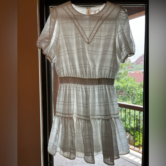 White Dress -Love Colétte size L - Picture 3 of 6